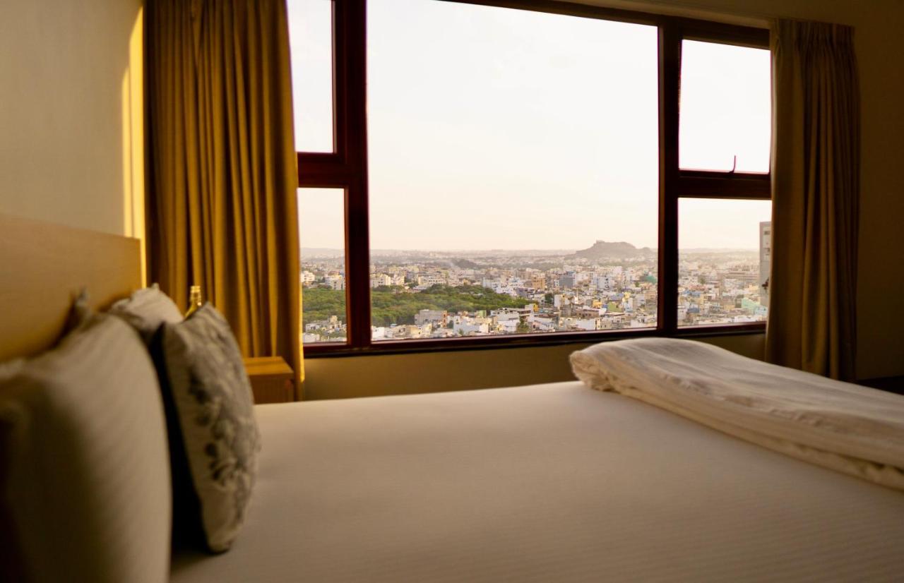 Bridge Service Apartment Hyderabad Exterior foto